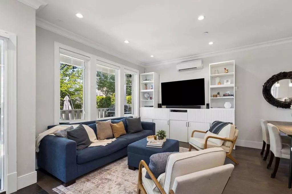 Family Room Photo of 1336 E 23 Avenue, Vancouver, BC