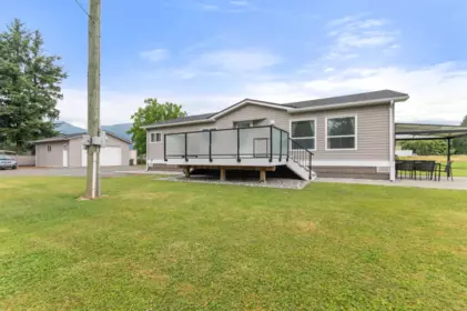 41725 Hare Avenue, Yarrow, BC, Yarrow — Single Family Residence for sale