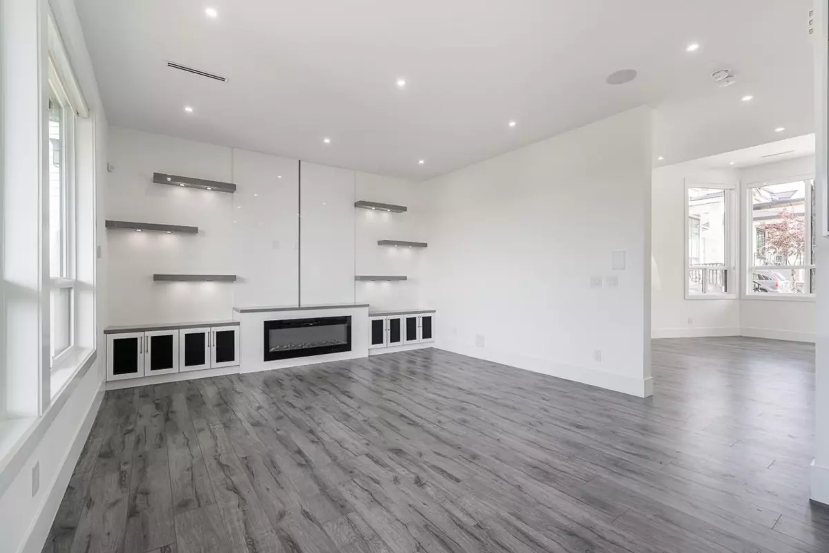 Dining Area Photo of 15051 63a Avenue, Surrey, BC