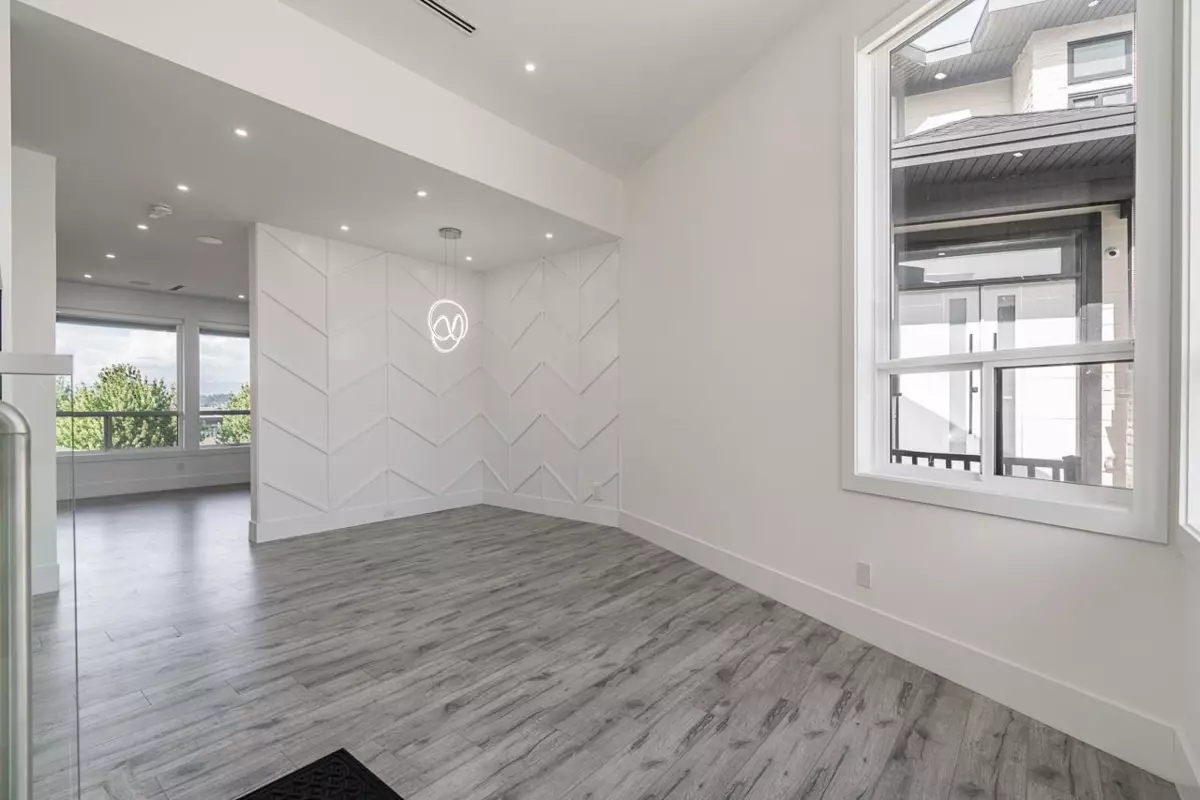 Living Room Photo of 15051 63a Avenue, Surrey, BC
