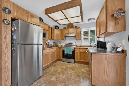 Primary Bedroom Photo of 10097 Beaver Crescent, Chilliwack, BC