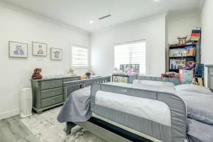 Basement Recreation Room Photo of 16181 89a Avenue, Surrey, BC