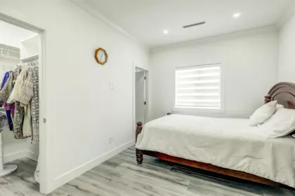 Mudroom Photo of 16181 89a Avenue, Surrey, BC