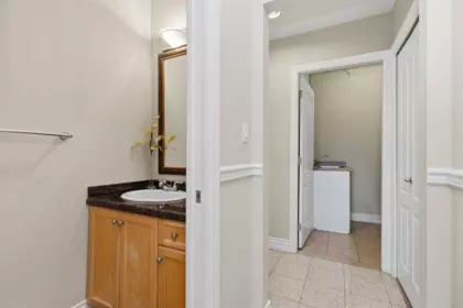 Entry Foyer Photo of 6 7188 Blundell Road, Richmond, BC