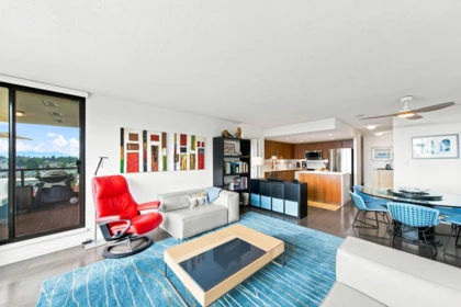 Kitchen Island Photo of 1205 615 Hamilton Street, New Westminster, BC