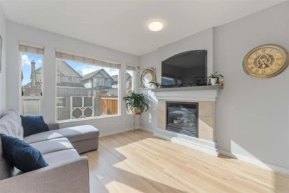 Powder Room Photo of 18476 66a Avenue, Surrey, BC