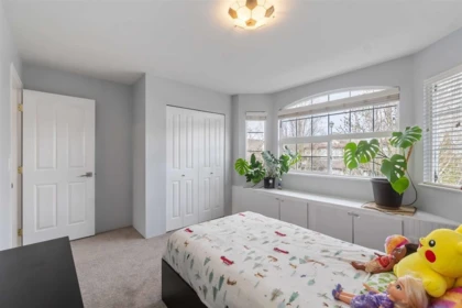 Staircase Photo of 18476 66a Avenue, Surrey, BC