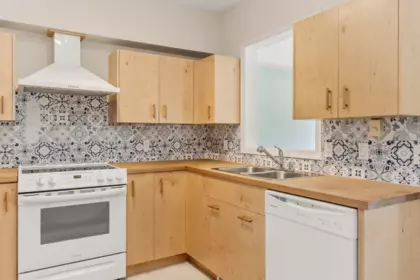 Kitchen Island Photo of 207 1203 Pemberton Avenue, Squamish, BC