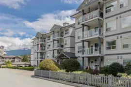 207 1203 Pemberton Avenue, Squamish, BC