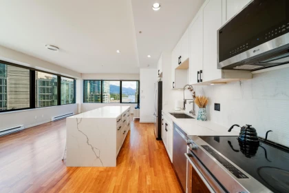 502 1333 W Georgia Street, Vancouver, BC, Vancouver — Apartment/Condo for sale
