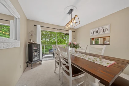 Breakfast Nook Photo of 175 1140 Castle Crescent, Port Coquitlam, BC