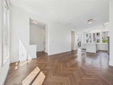 Kitchen Photo of 20 15938 27 Avenue, Surrey, BC