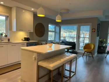 Kitchen Photo of 516 38033 Second Avenue, Squamish, BC