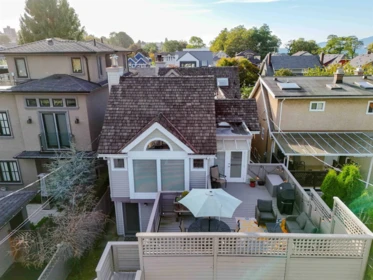 1346 Laburnum Street, Vancouver, BC, Vancouver — Half Duplex for sale