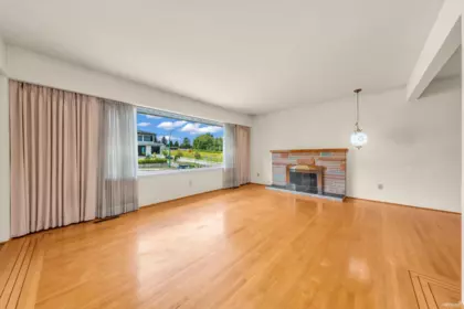 6730 6th Street, Burnaby, BC, Burnaby — Single Family Residence for sale