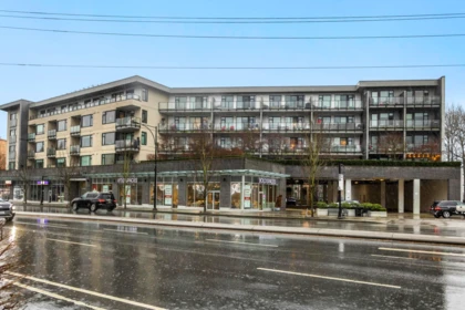 201 725 Marine Drive, North Vancouver, BC, North vancouver — Apartment/Condo for sale