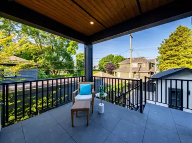Garden / Landscaping Photo of 3469 Arbutus Street, Vancouver, BC