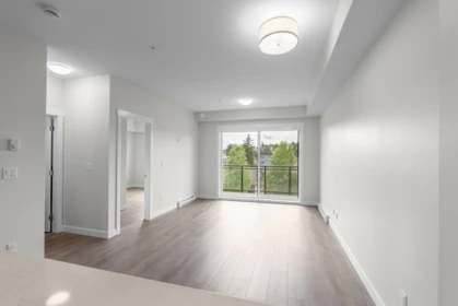 Primary Bedroom Photo of 304 33886 Pine Street, Abbotsford, BC