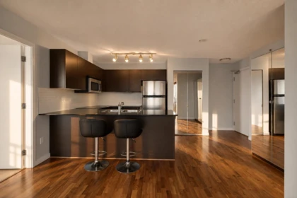 1202 4182 Dawson Street, Burnaby, BC, Burnaby — Apartment/Condo for sale