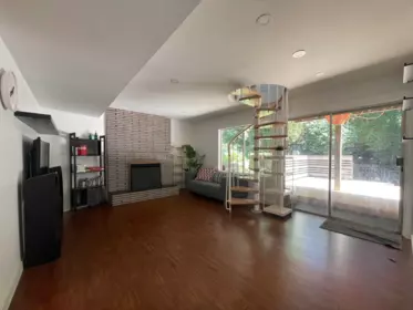 Basement Recreation Room Photo of 6570 Madrona Crescent, West Vancouver, BC