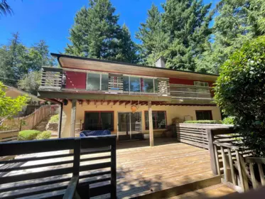 Front Yard Photo of 6570 Madrona Crescent, West Vancouver, BC