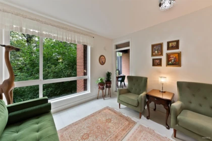 205 733 W 3rd Street, North Vancouver, BC, North Vancouver — Apartment/Condo for sale