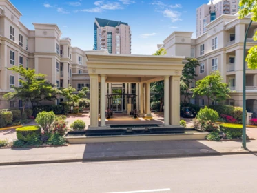340 3098 Guildford Way, Coquitlam, BC, Coquitlam — Apartment/Condo for sale