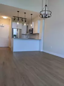 Kitchen Island Photo of 525 11077 Ravine Road, Surrey, BC