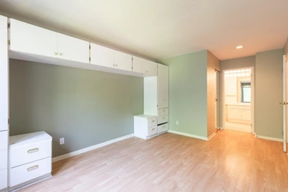 Basement Recreation Room Photo of 208 1695 Augusta Avenue, Burnaby, BC