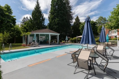 Front Yard Photo of 208 1695 Augusta Avenue, Burnaby, BC