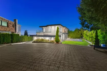 Street View Photo of 1035 Greenwood Place, West Vancouver, BC