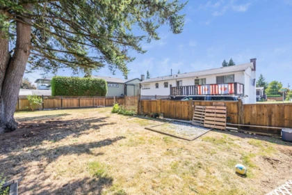 Backyard Photo of 1189 Brisbane Avenue, Coquitlam, BC