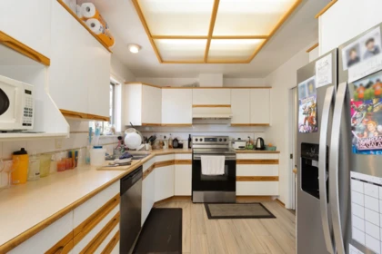 Breakfast Nook Photo of 1189 Brisbane Avenue, Coquitlam, BC