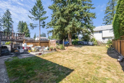 Garage Interior Photo of 1189 Brisbane Avenue, Coquitlam, BC