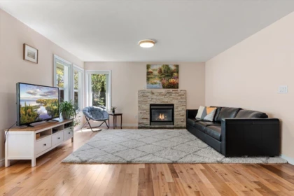 7304 Mount Thurston Drive, Chilliwack, BC, Chilliwack — Single Family Residence for sale