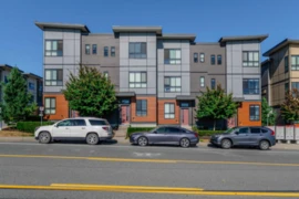 2 1938 North Parallel Road, Abbotsford, BC