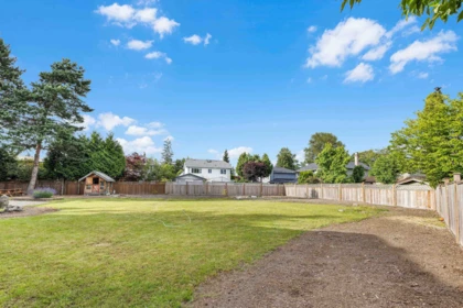 Kitchen Photo of 14247 86 Avenue, Surrey, BC