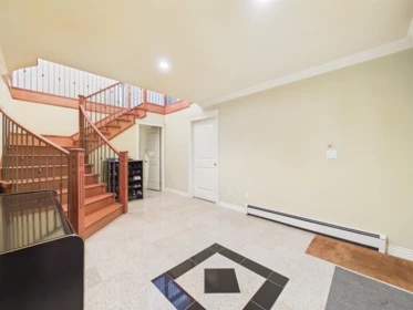 Living Room Photo of 8690 E Tulsy Crescent, Surrey, BC