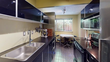 Kitchen Island Photo of 111 853 E 7th Avenue, Vancouver, BC