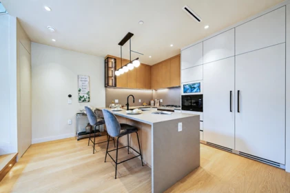 Breakfast Nook Photo of 1 3836 W 21st Avenue, Vancouver, BC