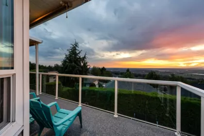 Laundry Room Photo of 35705 Hawksview Place, Abbotsford, BC