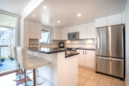 Breakfast Nook Photo of 1403 235 Guildford Way, Port Moody, BC