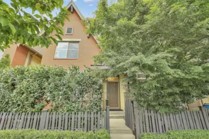 2472 164 Street, Surrey, BC, Surrey — Row House (Non-Strata) for sale