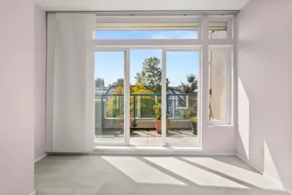 Breakfast Nook Photo of 403 5800 Andrews Road, Richmond, BC