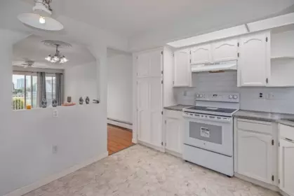 215 31930 Old Yale Road, Abbotsford, BC, Abbotsford — Apartment/Condo for sale