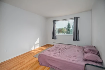 Primary Bedroom Photo of 215 31930 Old Yale Road, Abbotsford, BC