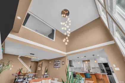 Kitchen Island Photo of 3032 Maplewood Court, Coquitlam, BC