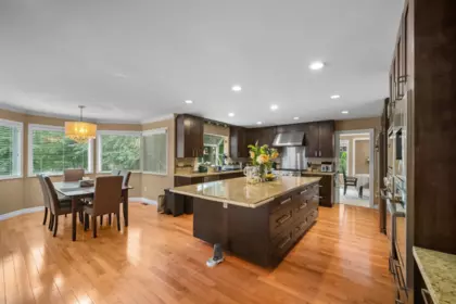5686 125a Street, Surrey, BC, Surrey — Single Family Residence for sale