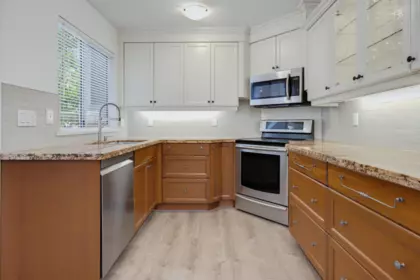 Mudroom Photo of 50 4847 219 Street, Langley, BC