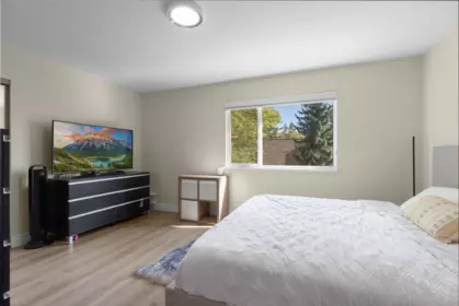 Hot Tub / Spa Photo of 8167 Forest Grove Drive, Burnaby, BC